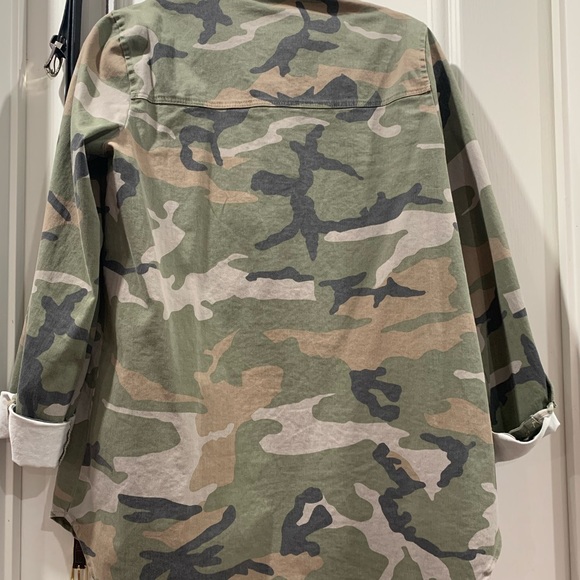 Unique TYLI camo jacket - Picture 2 of 5